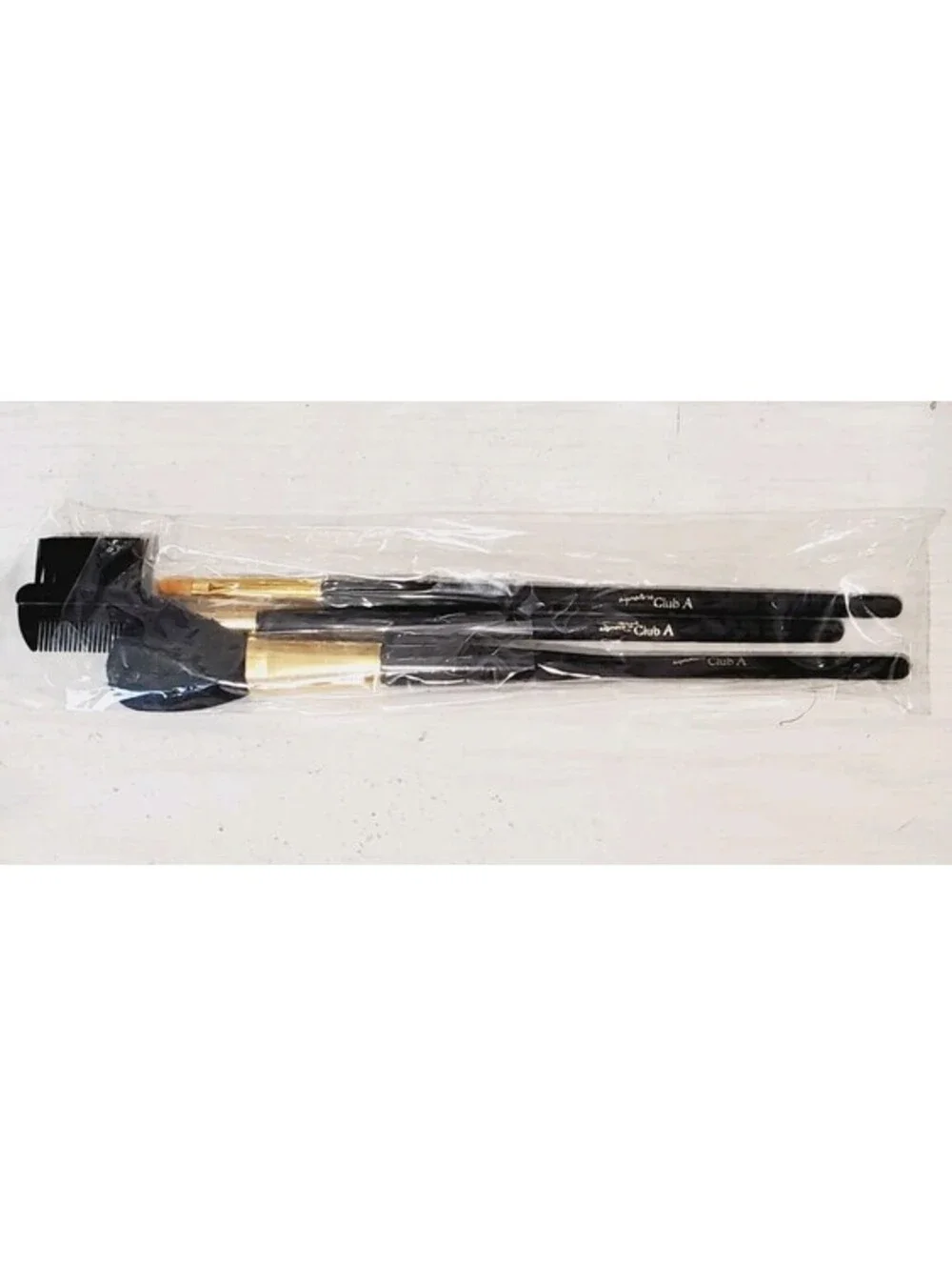 Signature Club A 3 Piece Brush Set With Makeup Travel Bag